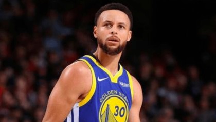  库里三分雨倾盆勇士大胜开拓者止连败